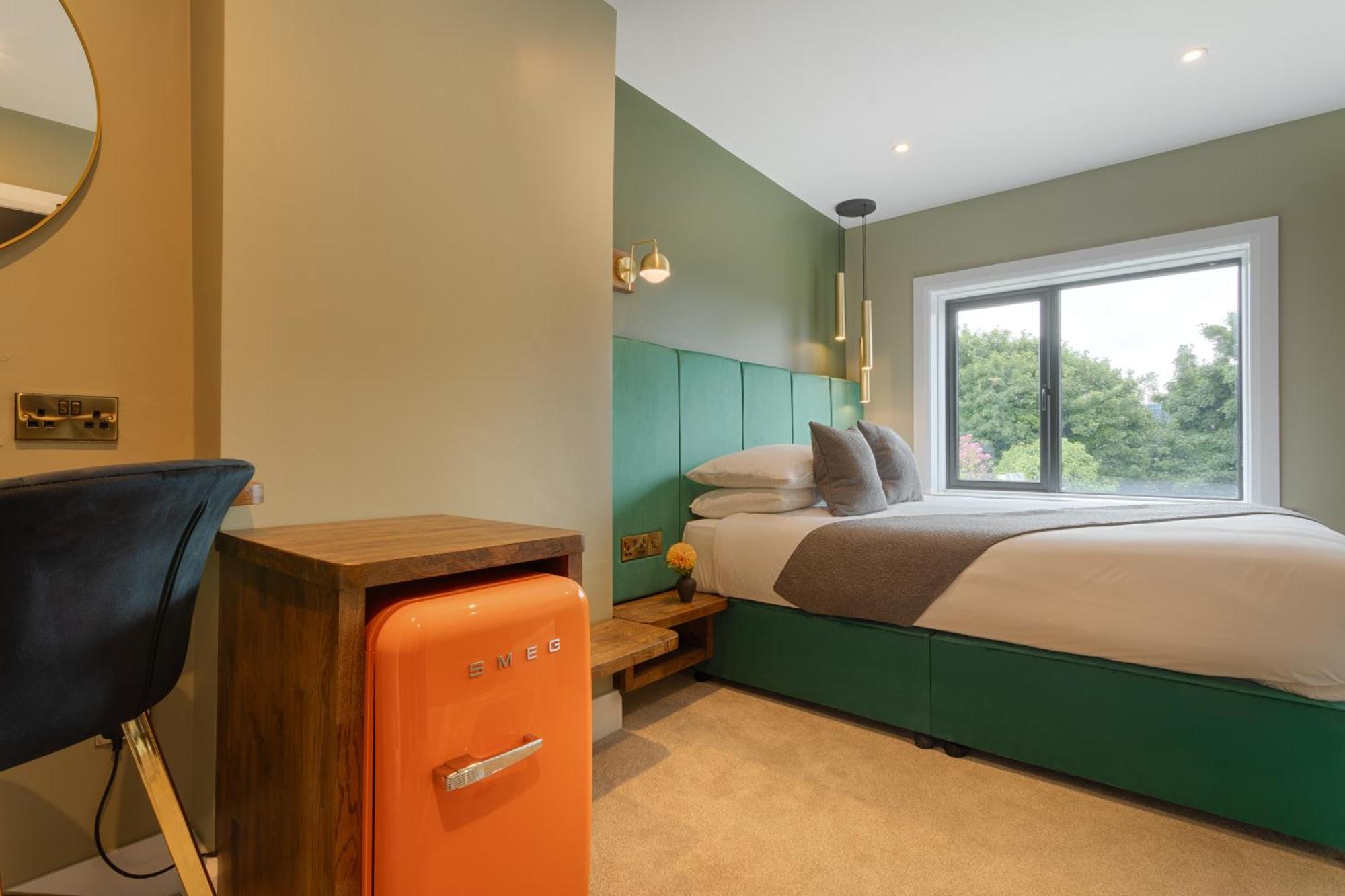 34 On The Hill - Boutique Townhouse Hotel Galway Exterior photo